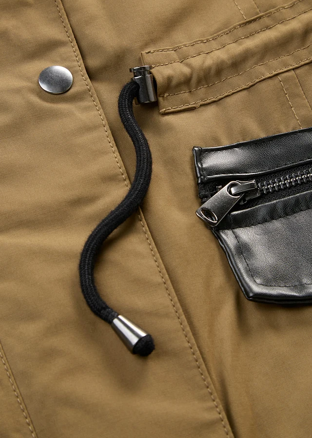 Bunda parka s koženkou • khaki zelená/čierna • obchod bonprix